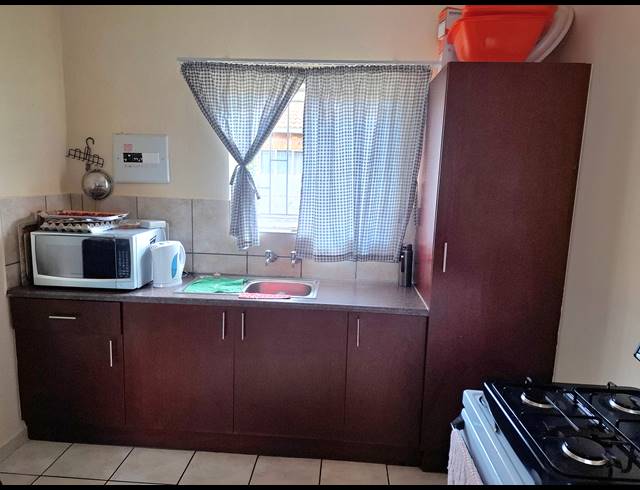 2 BEDROOM HOUSE FOR SALE IN GLEN HARVIE